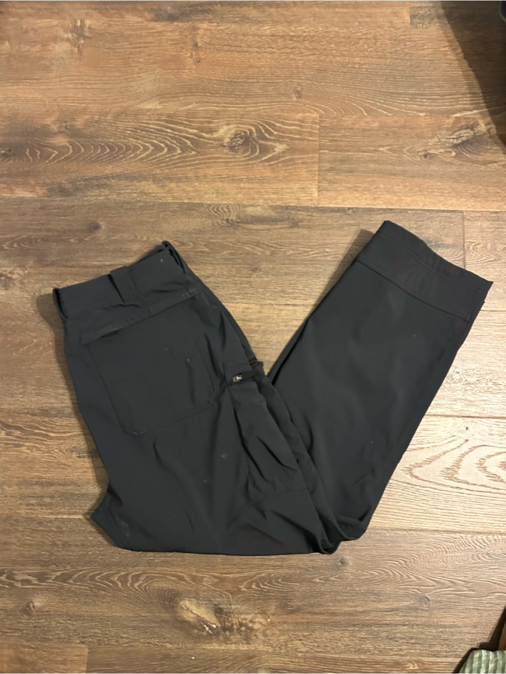 Cabela’s Dark Grey Straight-Leg Cargo Work Pants